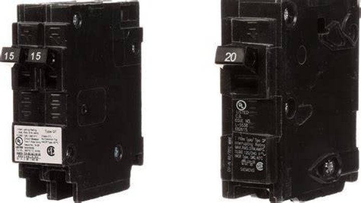 Are Siemens and Murray breakers the same