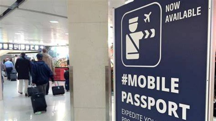 Does Charlotte airport have mobile passport
