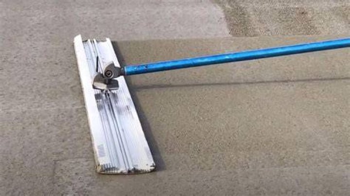 How much does a concrete bull float cost