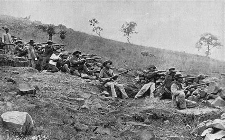 How was guerrilla warfare used in the revolution