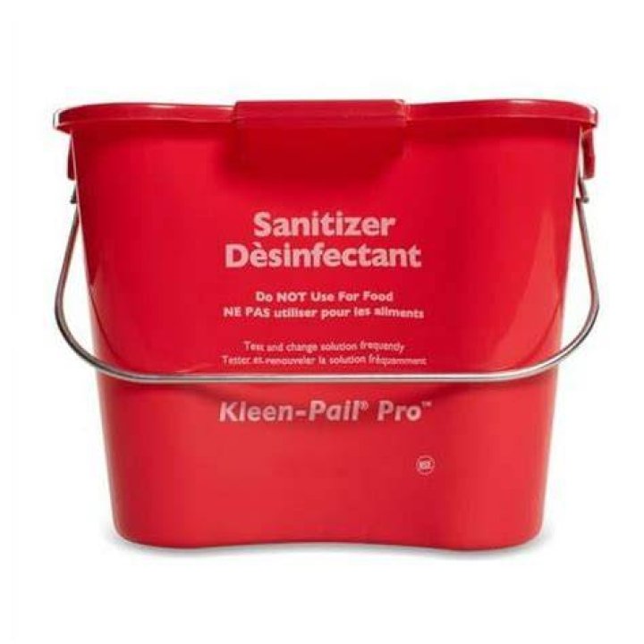 What color is the sanitizer bucket